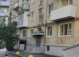 Продам 1-ком. квартиру, 32 м2, Саратовская область, улица имени М.Ю. Лермонтова, 21