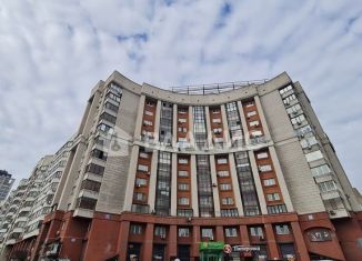 Продам 1-комнатную квартиру, 51.2 м2, Новосибирск, Зыряновская улица, 55, метро Площадь Ленина