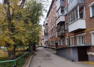 Сдам в аренду 2-комнатную квартиру, 44 м2, Новосибирск, улица Крамского, 4А