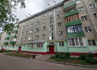 Продаю 2-комнатную квартиру, 45.4 м2, Татарстан, улица Ивана Засорина, 14