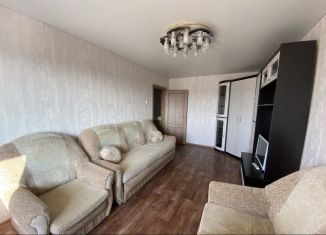 Сдается 2-ком. квартира, 44 м2, Усть-Катав, улица Ленина, 60