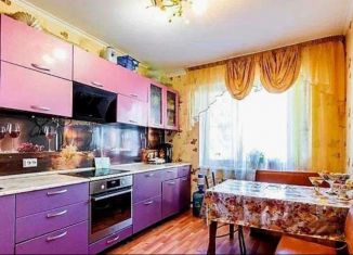 Сдается 3-ком. квартира, 82 м2, Свердловская область, Кунарская улица, 36