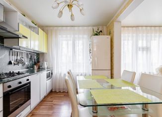 Продается 3-ком. квартира, 71 м2, Казань, улица Комиссара Габишева, 29А