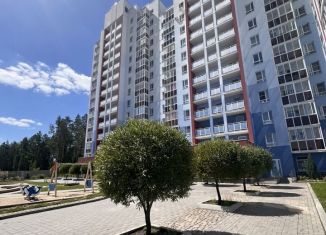 Продаю трехкомнатную квартиру, 61 м2, Заречный, улица Победы, 21