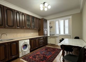 Сдаю 1-ком. квартиру, 48 м2, Каспийск, улица Ленина, 41