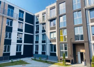 Продажа 1-ком. квартиры, 36 м2, Калининградская область, улица Сержанта Мишина, 81к3