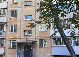 Продается двухкомнатная квартира, 46 м2, Самара, проспект Кирова, 172