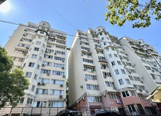 Продаю 3-ком. квартиру, 80 м2, Сочи, Красноармейская улица, 9Б, микрорайон Гагарина