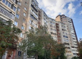 Продам 2-комнатную квартиру, 47.8 м2, Екатеринбург, Родонитовая улица, 14, Чкаловский район