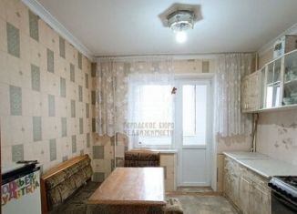 Продаю 2-ком. квартиру, 60 м2, Нальчик, Кабардинская улица, 212