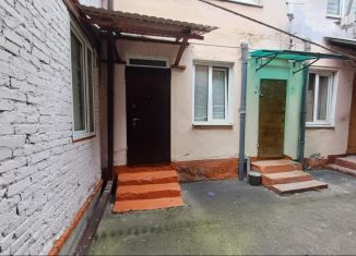 Продается 1-комнатная квартира, 21 м2, Владикавказ, улица Маяковского, 31