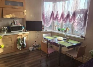 Продаю 2-ком. квартиру, 91 м2, Москва, Радужная улица, 14к5