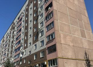 Продается двухкомнатная квартира, 71 м2, Курская область, улица 50 лет Октября, 96