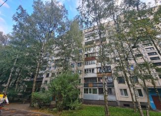 Продажа 2-ком. квартиры, 45.7 м2, Санкт-Петербург, Искровский проспект, Невский район