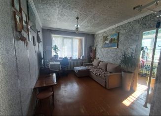 Продается трехкомнатная квартира, 50 м2, Чистополь, улица Мира, 24