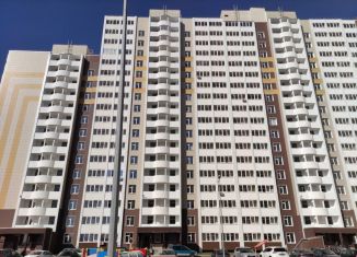 Продается 3-комнатная квартира, 68 м2, Оренбург, Уральская улица, 2/25