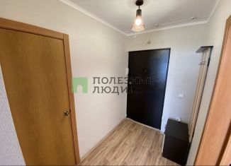 Продажа 1-ком. квартиры, 38 м2, Новороссийск, проспект Ленина, 99