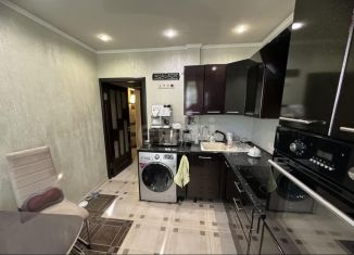 Продам 2-комнатную квартиру, 50.4 м2, Москва, улица Кутузова, 2