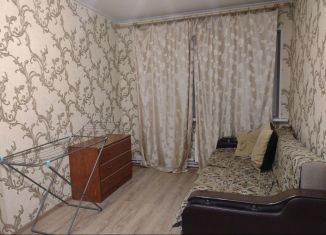 Сдаю в аренду 2-ком. квартиру, 50 м2, Кашира, улица Халтурина, 28