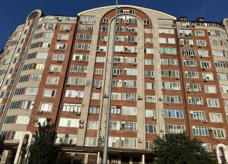 Сдам 1-ком. квартиру, 65 м2, Дагестан, проспект Насрутдинова, 55к2