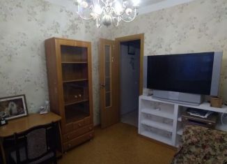 Сдается 4-ком. квартира, 78 м2, Красноярск, улица Молокова, Советский район