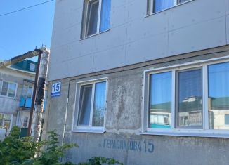 Продаю 2-ком. квартиру, 52 м2, село Баратаевка, улица Герасимова, 15