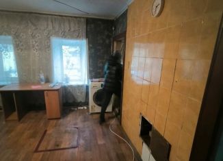 Продается двухкомнатная квартира, 31.6 м2, Красноярский край, улица Дзержинского, 15