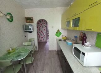 Продажа 3-ком. квартиры, 64 м2, Великий Устюг, Сухонская улица, 6