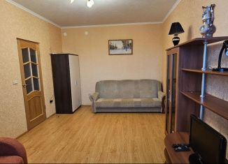 Продается 1-комнатная квартира, 40 м2, Коми, Тиманская улица, 11