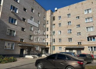 Продается двухкомнатная квартира, 53.1 м2, Киров, Гражданская улица, 40