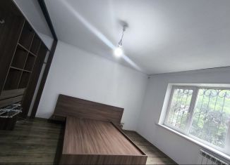 Продам 4-комнатную квартиру, 105.4 м2, Красноярский край, Новосибирская улица, 44