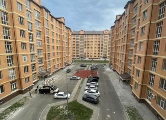 Продажа двухкомнатной квартиры, 72 м2, Грозный, улица Сайханова, 133к4