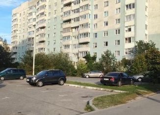 Продается 1-ком. квартира, 38 м2, Калининград, улица Генерала Челнокова, 30