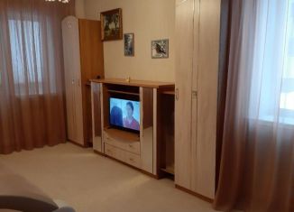 Двухкомнатная квартира в аренду, 48 м2, Братск, улица Обручева, 7А