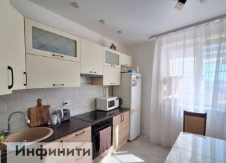 Продам 1-комнатную квартиру, 42 м2, Ставрополь, улица Доваторцев, 77к2, микрорайон № 33