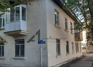 Продажа 3-ком. квартиры, 80 м2, Тюмень, улица Мира, 2А, Калининский округ