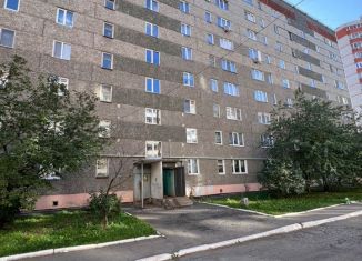 Трехкомнатная квартира на продажу, 54.1 м2, Удмуртия, Красноармейская улица, 63