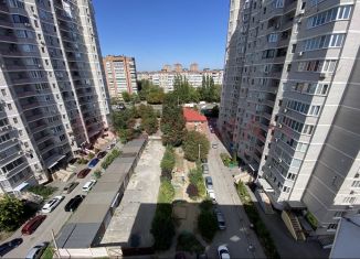 Продам 3-комнатную квартиру, 80 м2, Ростов-на-Дону, улица 339-й Стрелковой Дивизии, 12Б