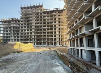 Продаю многокомнатную квартиру, 71 м2, Махачкала, площадь Ленина