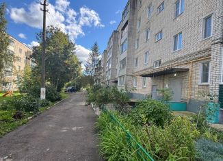 Продажа 4-ком. квартиры, 76.4 м2, Плавск, Октябрьская улица, 40