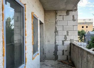 Продажа 2-ком. квартиры, 93 м2, Махачкала, улица Перова