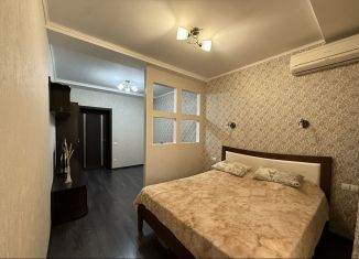 2-ком. квартира в аренду, 58 м2, Таганрог, 13-й Новый переулок, 107