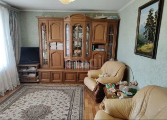 Продаю трехкомнатную квартиру, 60.7 м2, Омская область, 3-я Кордная улица, 14