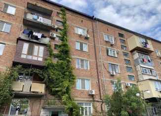 Продам 2-комнатную квартиру, 55 м2, Махачкала, улица Комарова