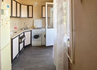 Продам 3-ком. квартиру, 60.9 м2, Кропоткин, улица Пушкина, 45