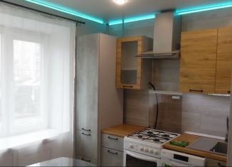 4-комнатная квартира на продажу, 64.5 м2, Серов, улица Каляева, 37