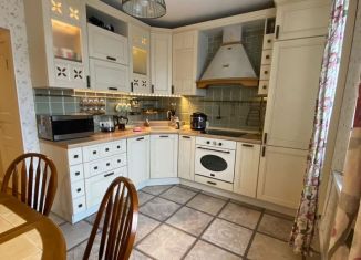 Продаю 3-комнатную квартиру, 81.2 м2, Санкт-Петербург, улица Типанова, 36к1, улица Типанова