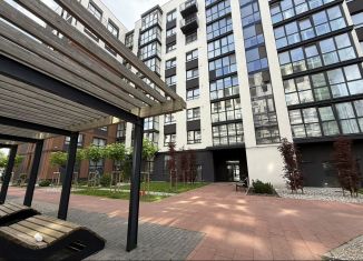 Продаю 2-комнатную квартиру, 61.3 м2, Калининград