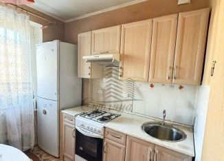 Продаю 2-ком. квартиру, 43 м2, Старый Оскол, микрорайон Горняк, 5