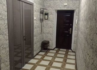 Сдача в аренду 1-комнатной квартиры, 50 м2, Псков, Вокзальная улица, 40